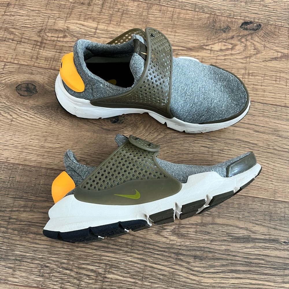 Nike Women’s size 6